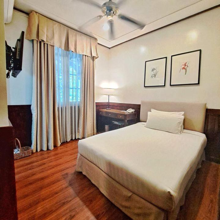 Casa Vallejo Hotel Baguio Baguio City Exterior photo